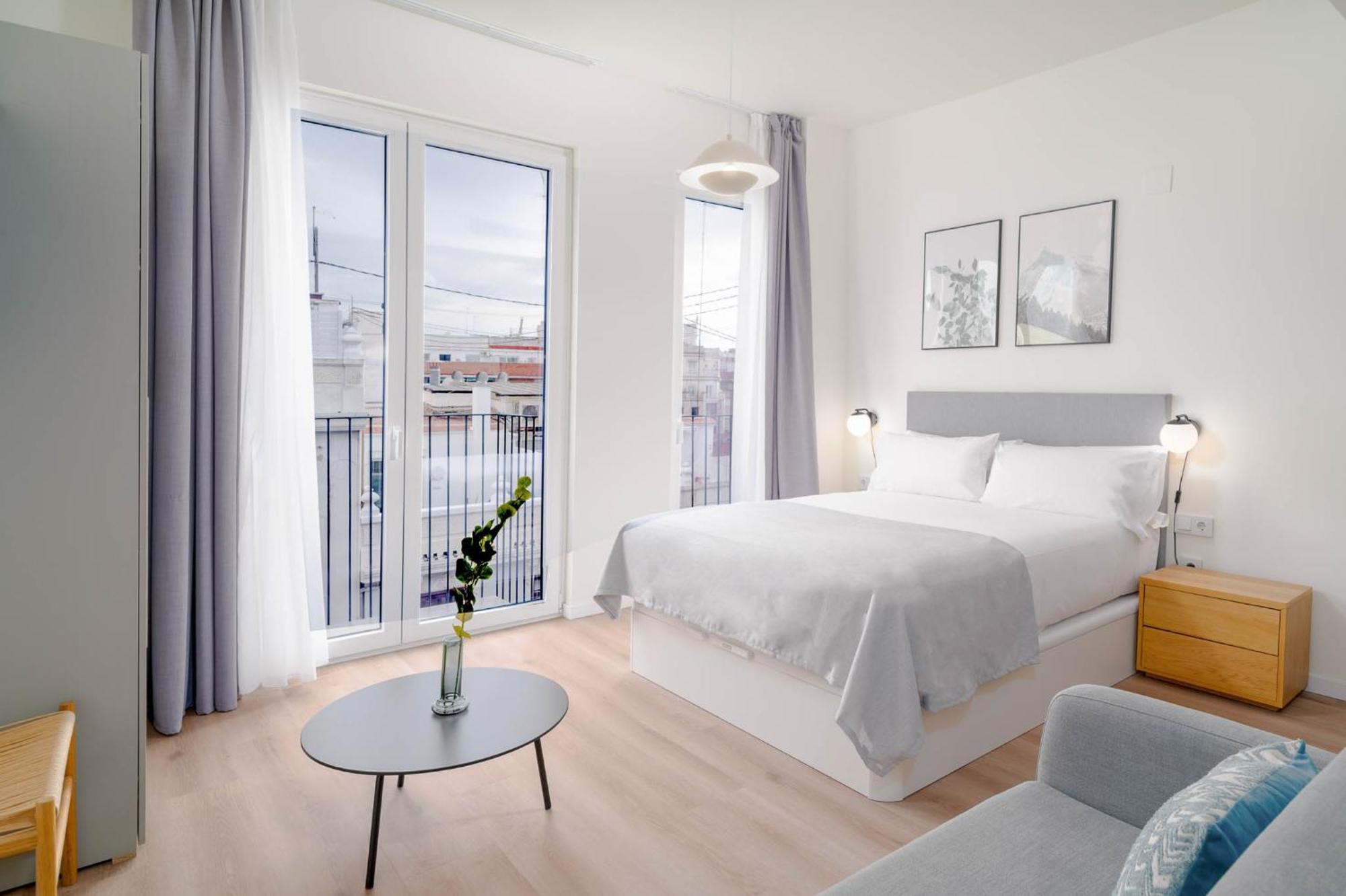 Limehome Valencia Carrer De Sant Jacint Exterior foto